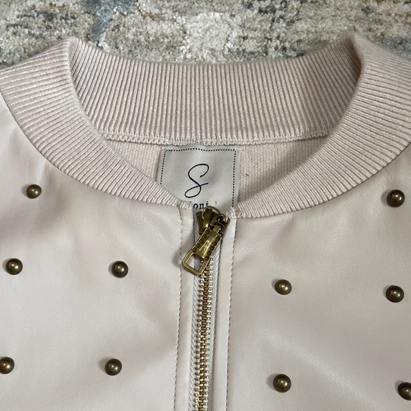 Sioni Light Beige Bomber Jacket Sweater with Metallic Details - Picture 11 of 15